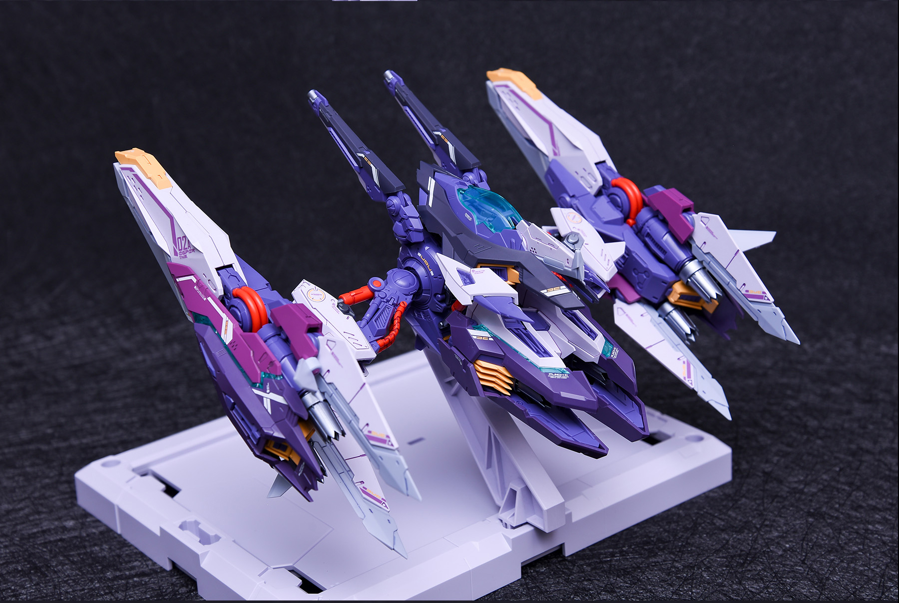 MG 1/100 THUNDERBOLT [INERA+]
