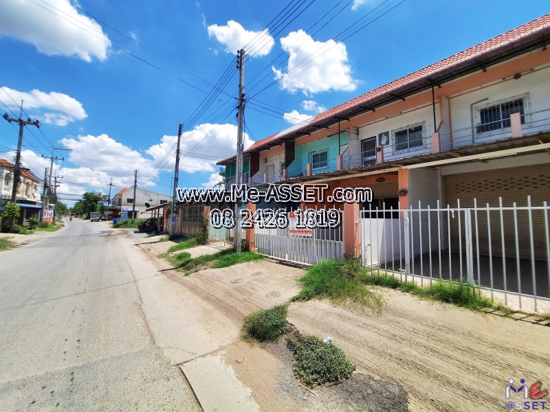 ขายทาวน์เฮ้าส์ ย่าน สถานีรถไฟหนองปลิง ซอยหนองปลิงรวมใจ30 อำเภอเมือง นครสวรรค์ : ใกล้ อบต.หนองปลิง : 2 ชั้น 18.5 ตร.วา