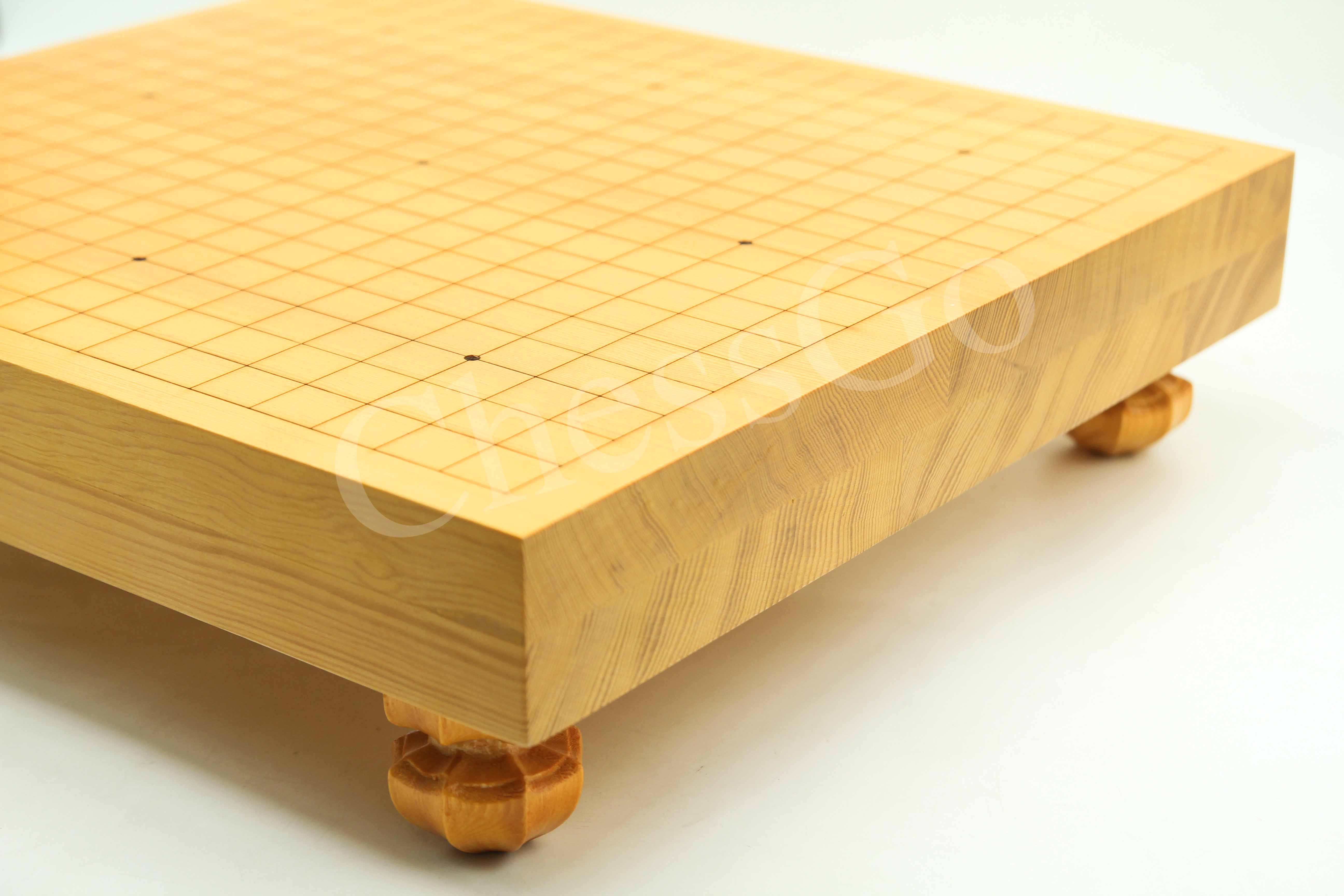 ชุดหมากล้อมไม้ขาบัว(เม็ดหินนูน2ด้าน/โถไม้yellow spruce)