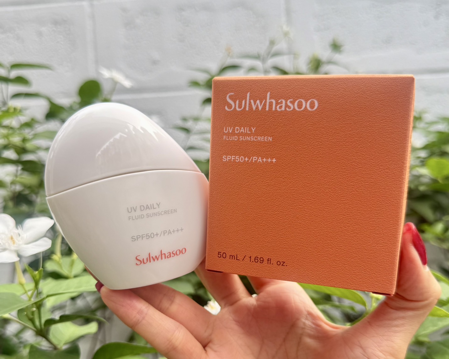 Sulwhasoo UV Daily Fluid Sunscreen SPF 50+/Pa+++ 50ml. ครีมกันแดดเนื้อน้ำนม