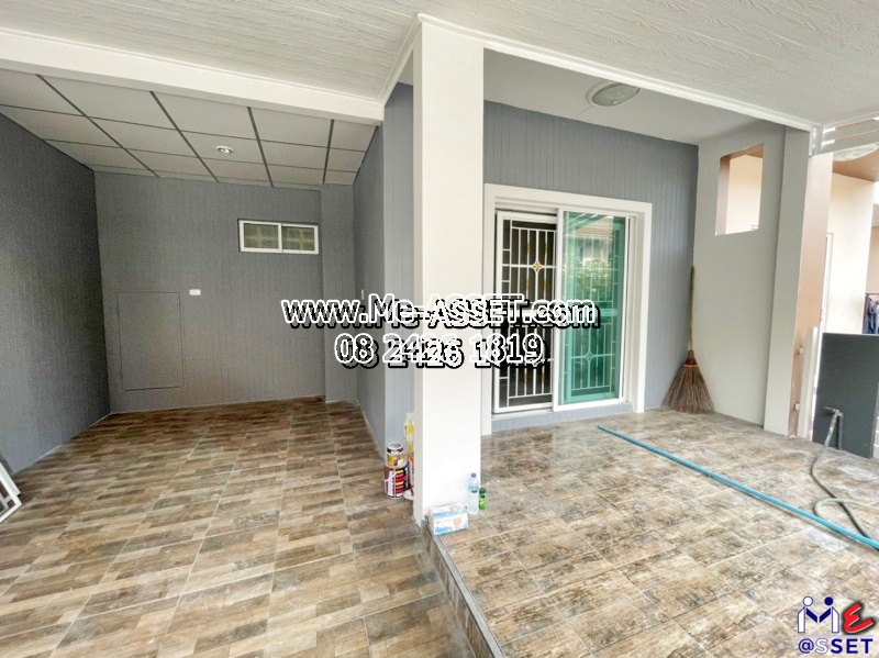 ขายทาวน์โฮม รีโนเวทใหม่ ย่าน ลาดสวาย คลองสาม ลำลูกกา บึงยี่โถ ธัญบุรี : ม.ไอลีฟทาวน์ คลอง 3 : 2 ชั้น 23.4 ตร.วา