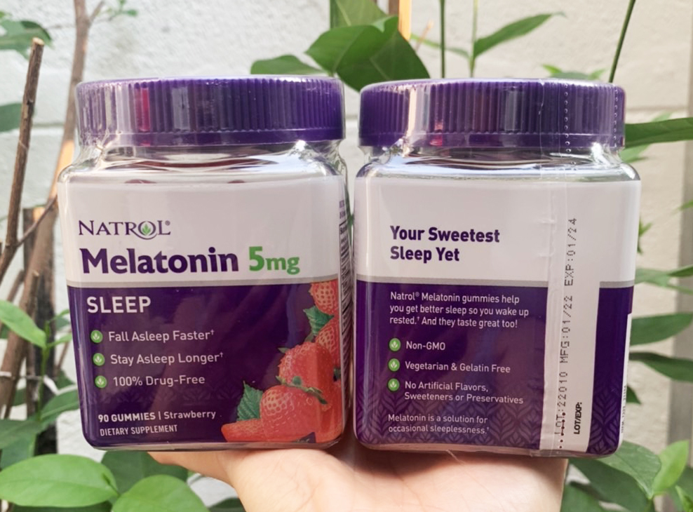 Natrol Gummies Melatonin Strawberry 5 mg. บรรจุ 90 ชิ้น เมลาโทนิน 5มก.