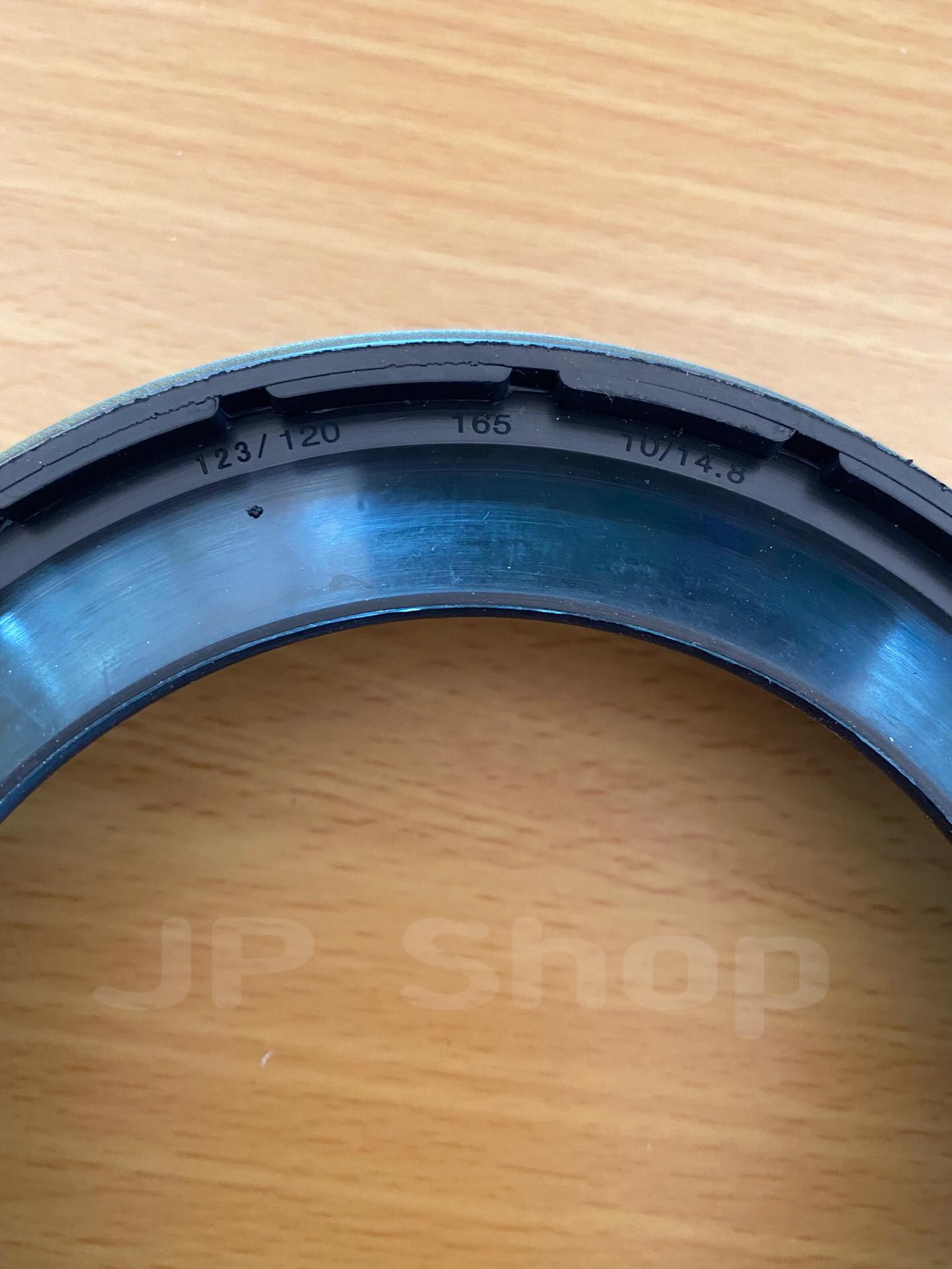 ซีลคอเกียร์ ZF/PMP สำหรับรถโม่ปูน ขนาด123*165*10/14.8 #123165