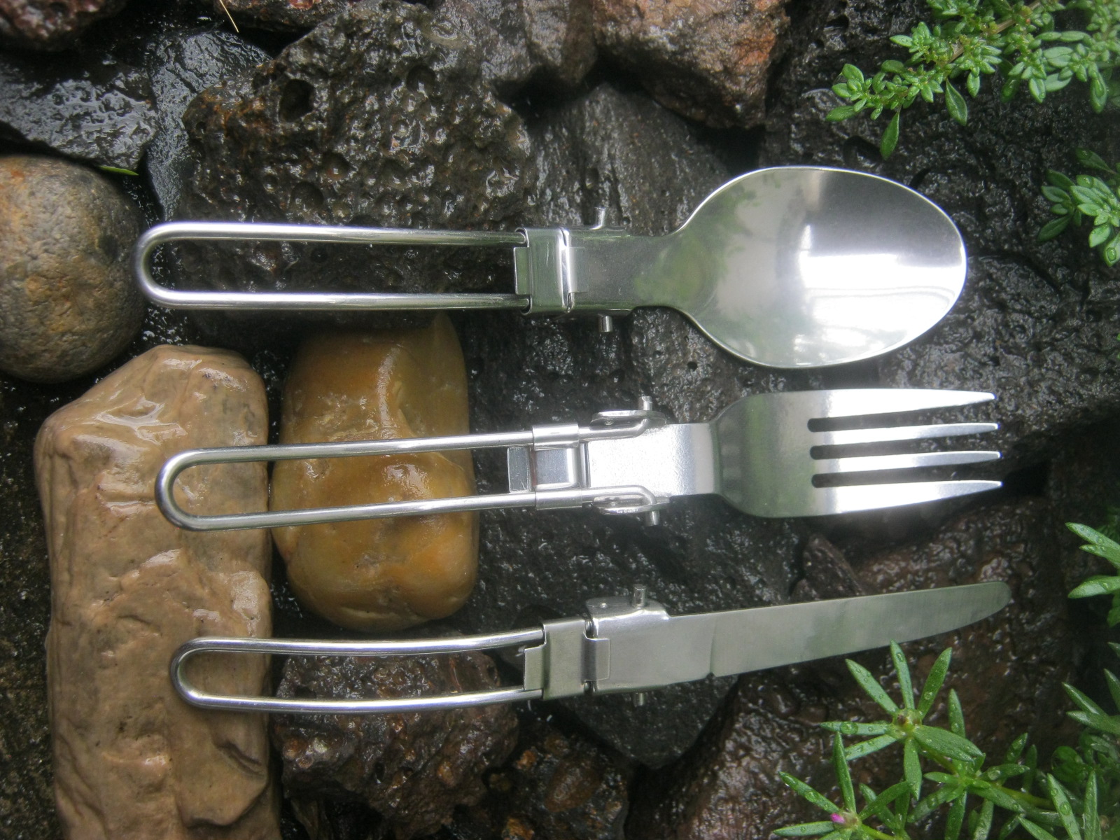 อุปกรณ์ ชุด3ชิ้น ช้อน ส้อม มีด แสตนเลส พับได้ แคมป์ปิ้ง