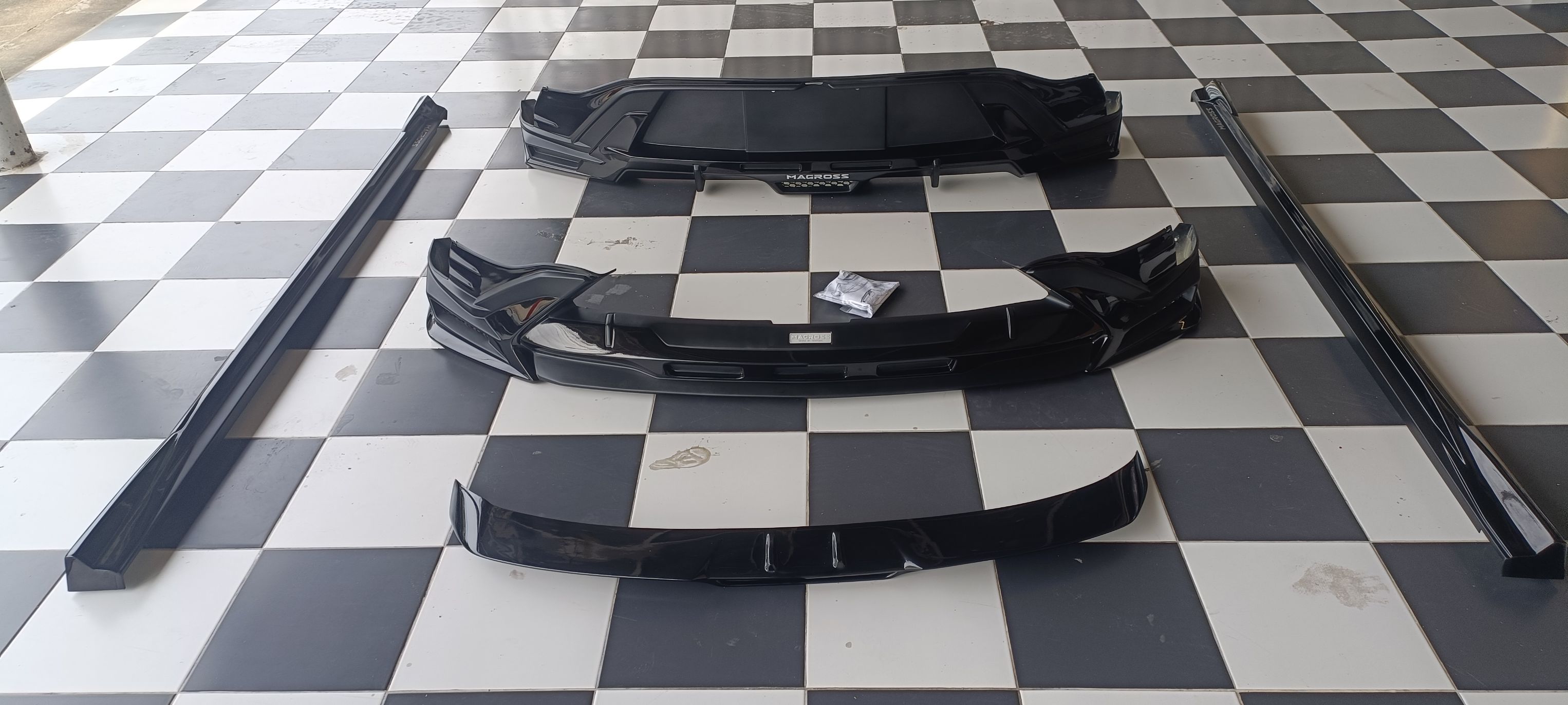 ชุดแต่ง ชุดสเกิร์ต BYD DOLPHIN รุ่น MACROSS