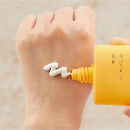 Inisfree Intensive Long-lasting Sunscreen SPF50+ PA++++ (50ml.) ครีมกันแดด