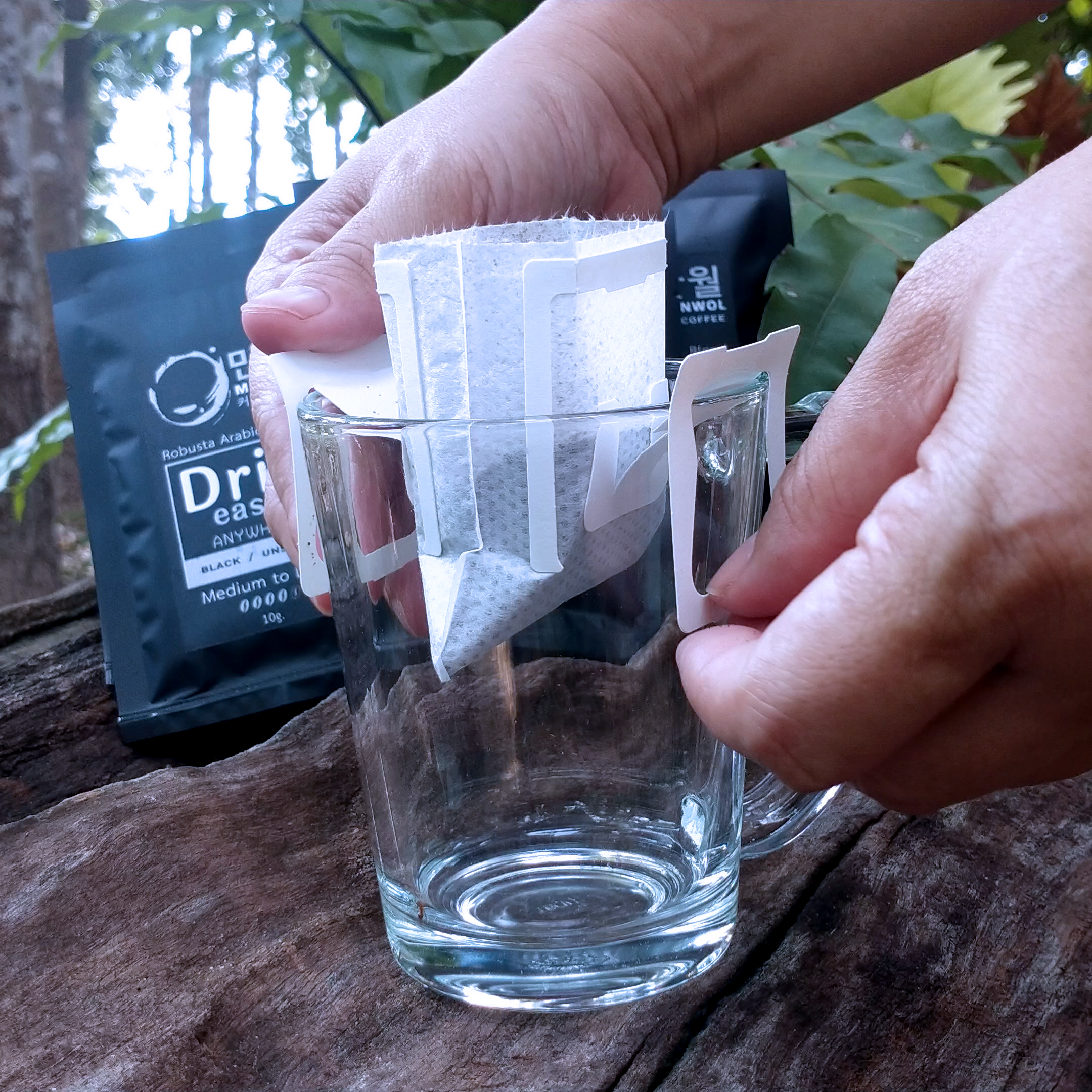 Drip easy x10 ซอง (1ซอง 10กรัม) กาแฟดริป Drip Coffee โรบัสต้า อาราบิก้า เบลนด์ เมล็ดกาแฟคั่วกลางถึงเข้ม