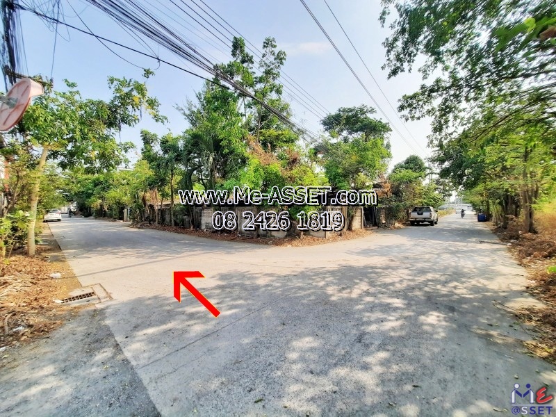 ขายที่ดินพร้อมสิ่งปลูกสร้าง หอพัก 81 ห้อง พร้อมผู้เช่าเต็ม ย่าน ซอยวินา ไร่ขิง สามพราน : ใกล้บ.ทอยเวิลด์ ถ.พุทธมณฑลสาย 5 : 3 ชั้น 3 คูหา 357.7 ตร.วา