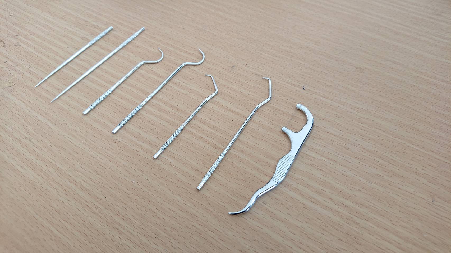 ไม้จิ้มฟัน สแตนเลสเกรด 304 ชุด7ชิ้น ทำความสะอาดช่องปากฟัน ไหมขัดฟันแบบพกพา ไม้จิ้มฟัน #304159