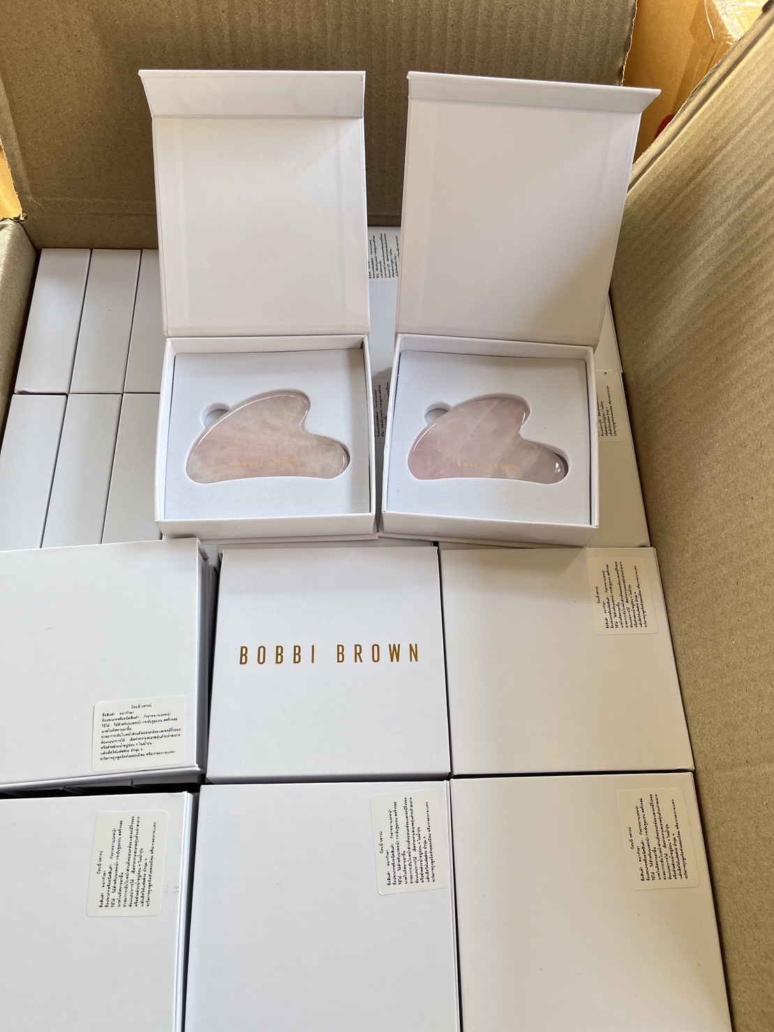 หินหยก กัวซา นวดหน้า- Bobbi Brown Gua Sha