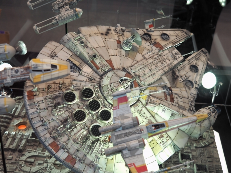 1/72 Perfect Grade Millennium Falcon PG BANDAI - Star Wars