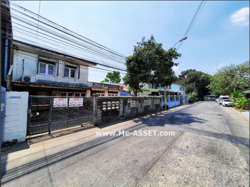 ขายบ้านเดี่ยว ถ.กรุงเทพกรีฑา ซ.นักกีฬาแหลมทอง 38 แขวงสะพานสูง เขตสะพานสูง กรุงเทพ / พื้นที่ 2 ชั้น 56 ตารางวา