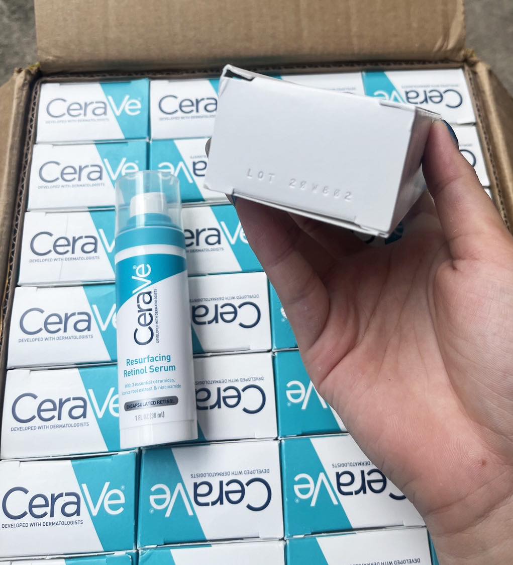CeraVe Resurfacing Retinol Serum 30ml. เซรั่มช่วยลดริ้วรอย