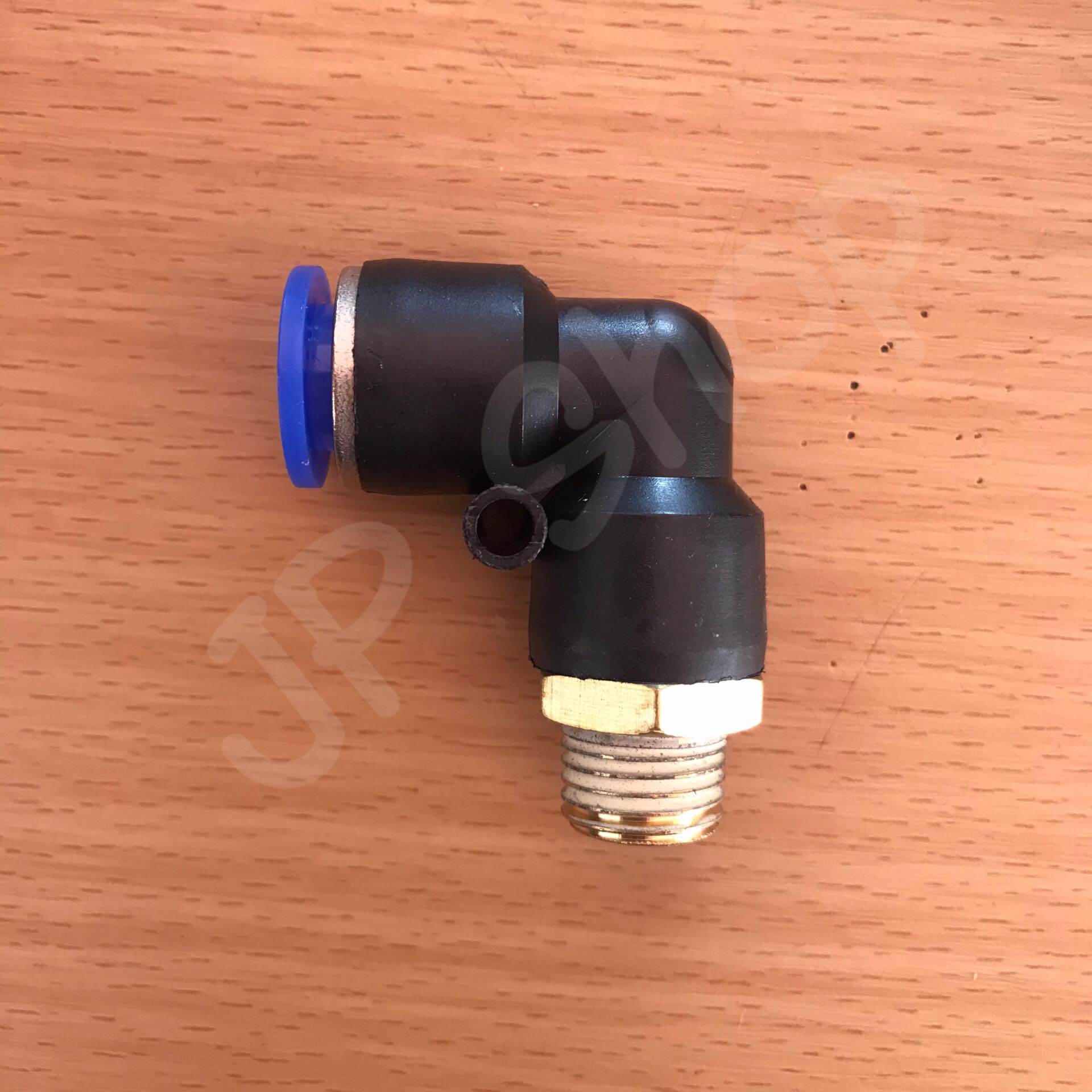 ข้อต่อลม ข้อต่องอ 90 องศา ขนาด PL10-02