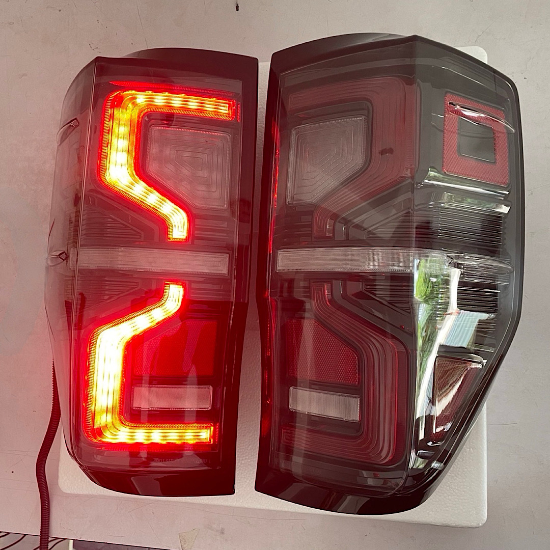 ไฟท้าย โคมไฟท้ายฟอร์ดเรนเจอร์ Ford Ranger 2012-2021 รุ่น NextGen Style