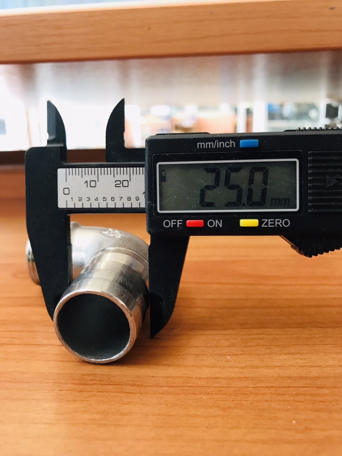 ข้องอ 3/4 นิ้ว สแตนเลสเกลียวนอก หางไหล 25 มม.(Elbow 3/4 inch Stainless Steel External Thread Tail 25 mm) #67516