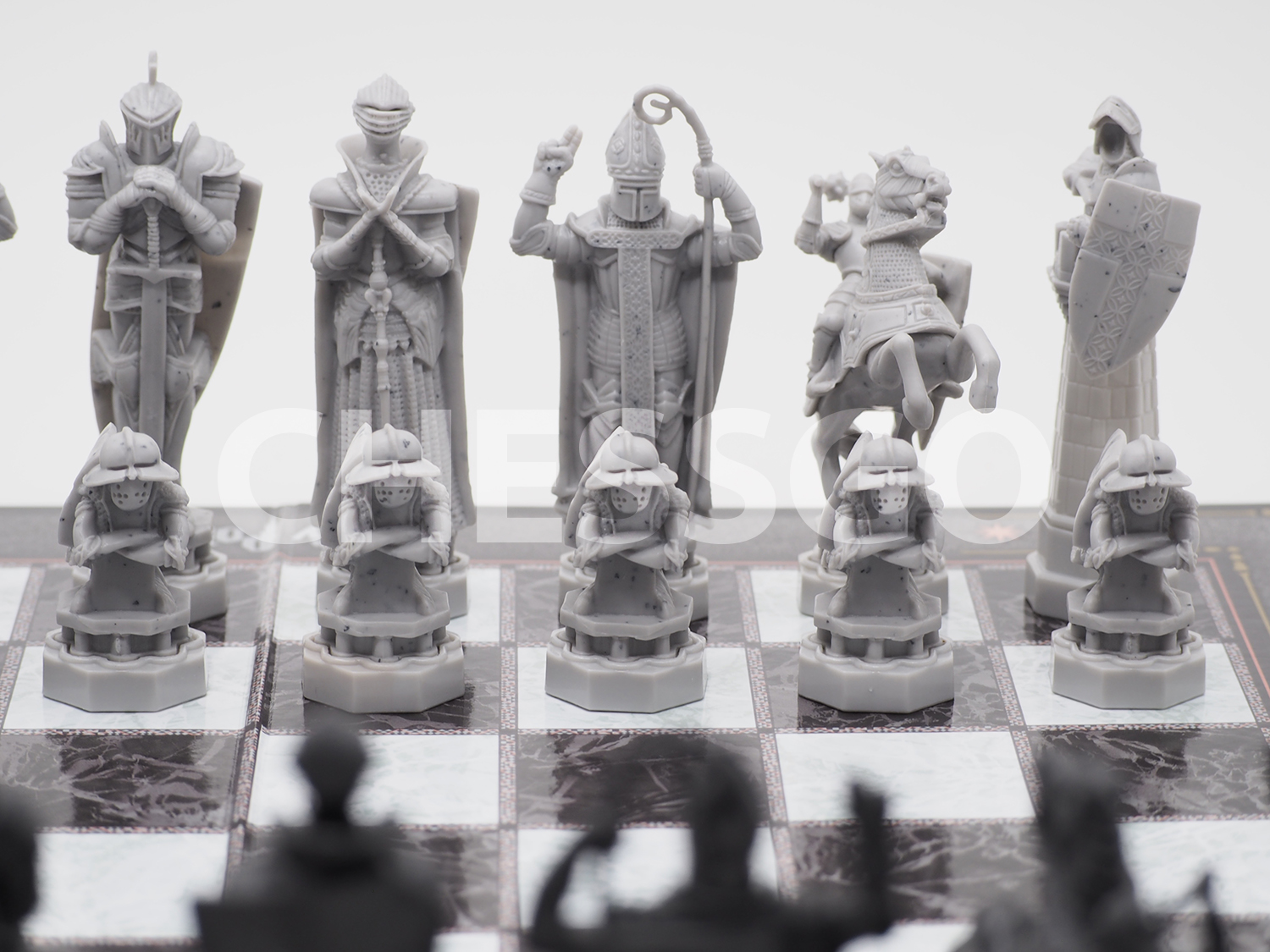 ชุดหมากรุกสากล Harry Potter Wizard Chess Set by The Noble Collection