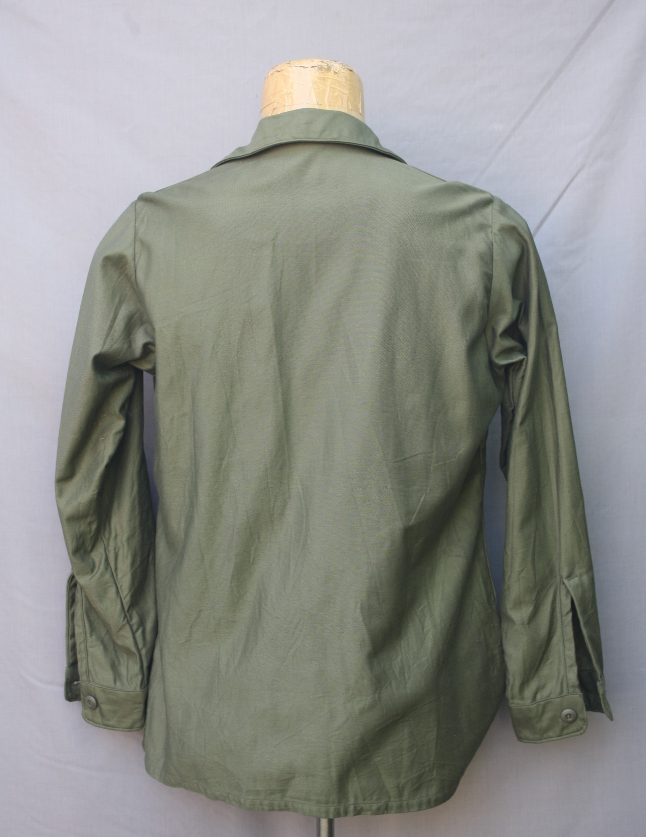 ขายแล้ว เสื้อทหารสหรัฐ สงครามเวียตนาม P64