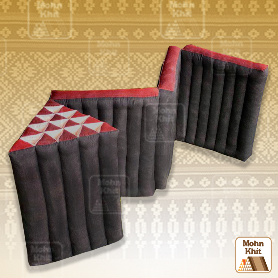 หมอนสามเหลี่ยม 15ช่องติดเบาะ3พับผ้ายีนส์ฟอก( Denim) 57cmx180cmx36 cm Triangle Khit Thai Floor Cushions Traditional handmade 15 holes with 3 part of mattress.