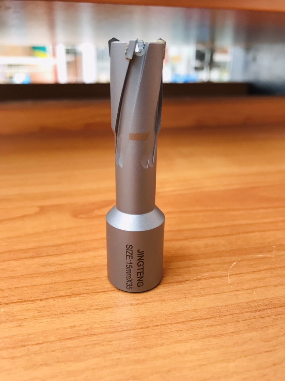 ดอกสว่านเจ็ทบอส แบบโฮลซอว์คาร์ไบสำหรับเจาะเหล็กหนา ด้วยสว่านแม่เหล็กไฟฟ้า ขนาด15*35 มม. #1535