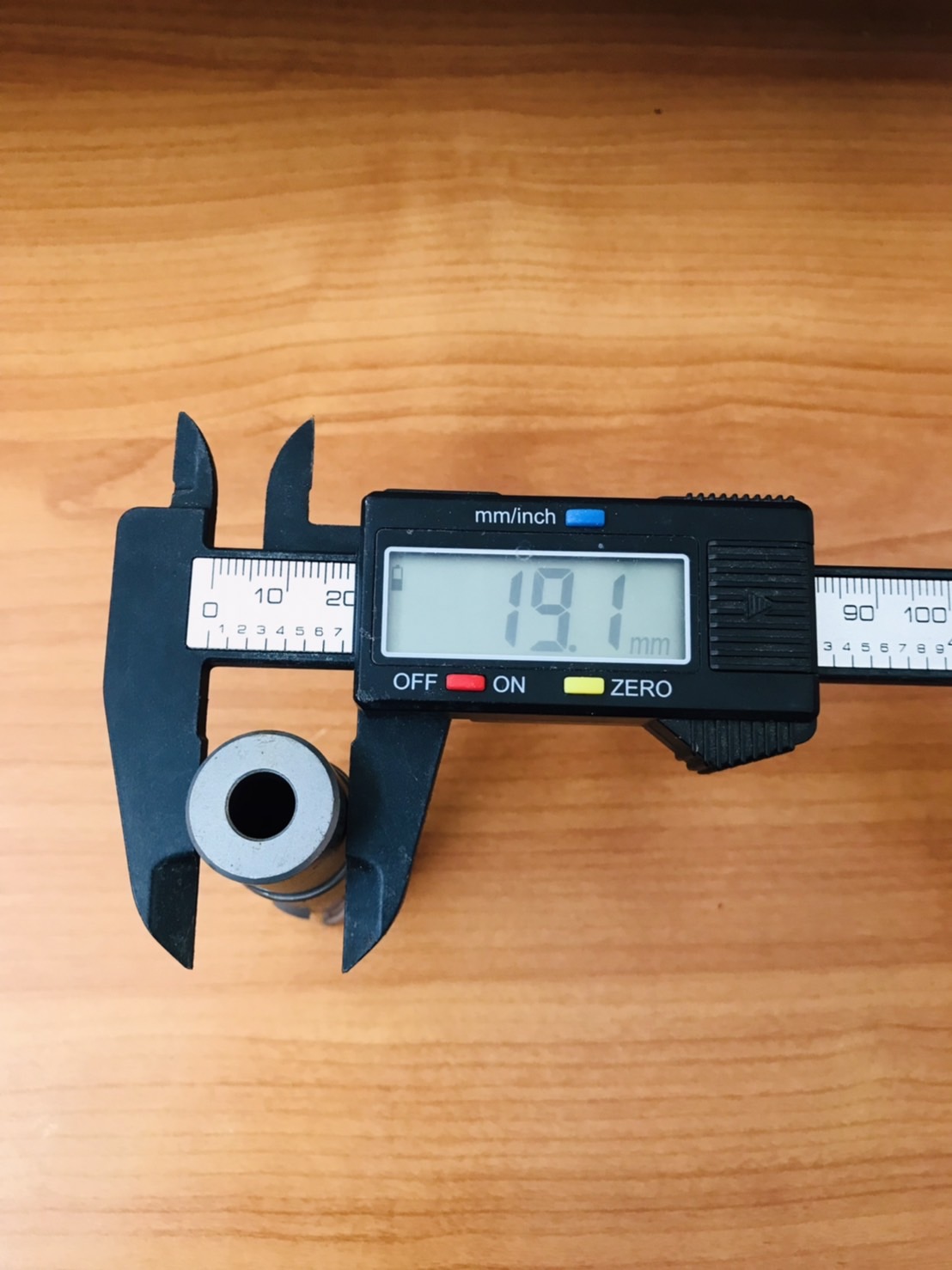 ดอกสว่านเจ็ทบอส แบบโฮลซอว์คาร์ไบสำหรับเจาะเหล็กหนา ด้วยสว่านแม่เหล็กไฟฟ้า ขนาด25*35 มม. #2535