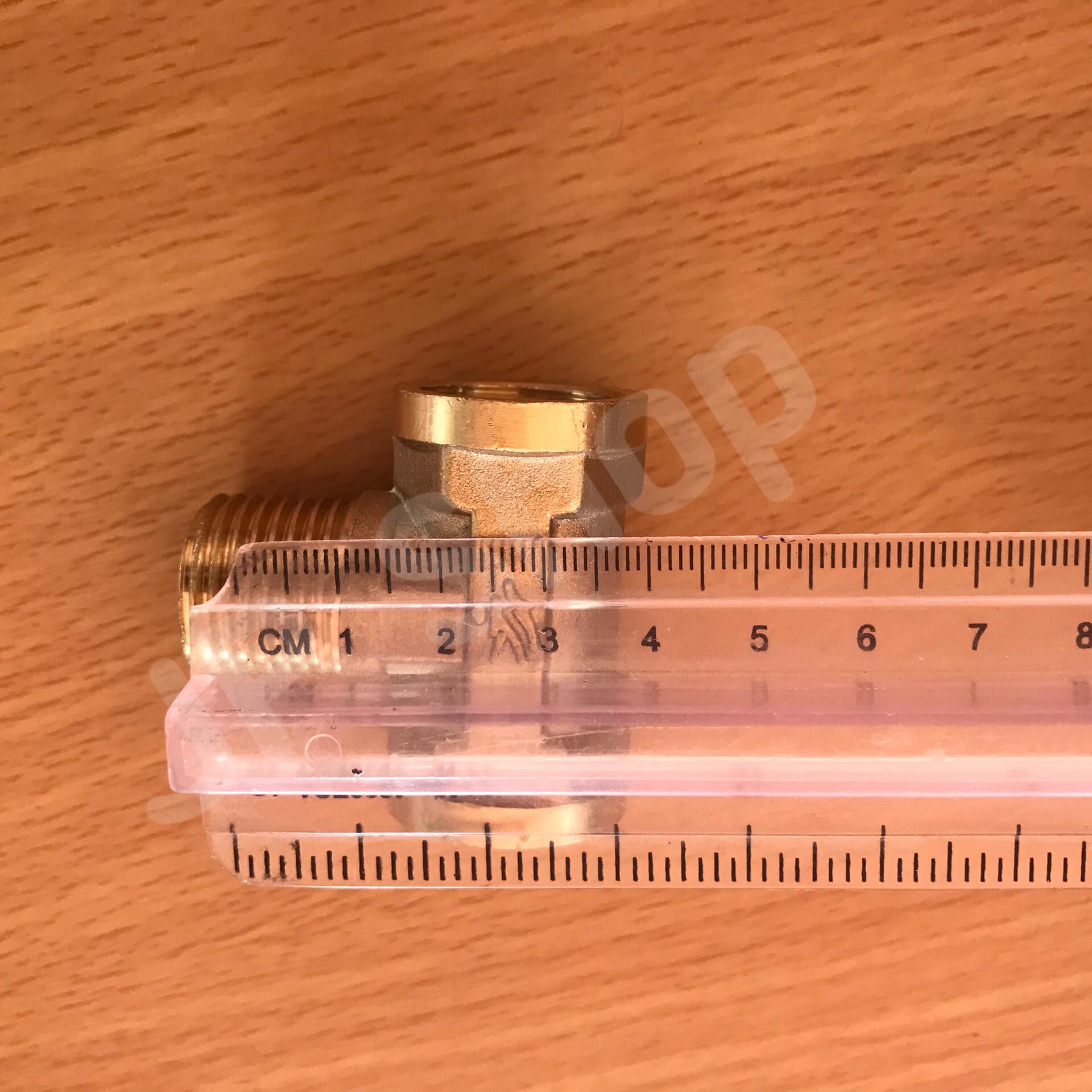 ข้อต่อทองเหลือง สามทางขนาด 4 หุน เกลียวใน 2 เกลียวนอก 1 ข้อต่อ ทองเหลือง สามทาง เกลียวนอก-ใน-ใน #1054