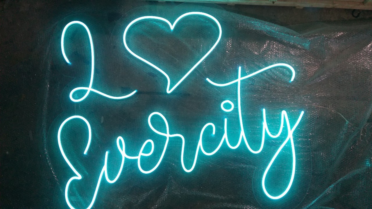 ป้ายไฟนีออน