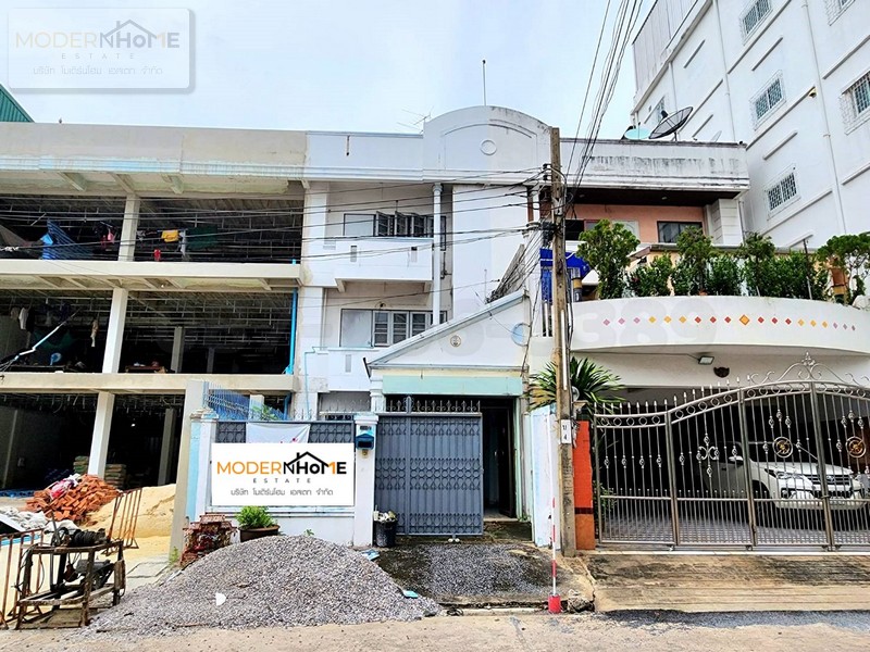 MH66030 ขายทาวน์โฮม หมู่บ้านเรืองศิริ 33 ตร.ว.ซอยสุขุมวิท64 ถนนสุขุมวิท พระโขนง กรุงเทพมหานคร