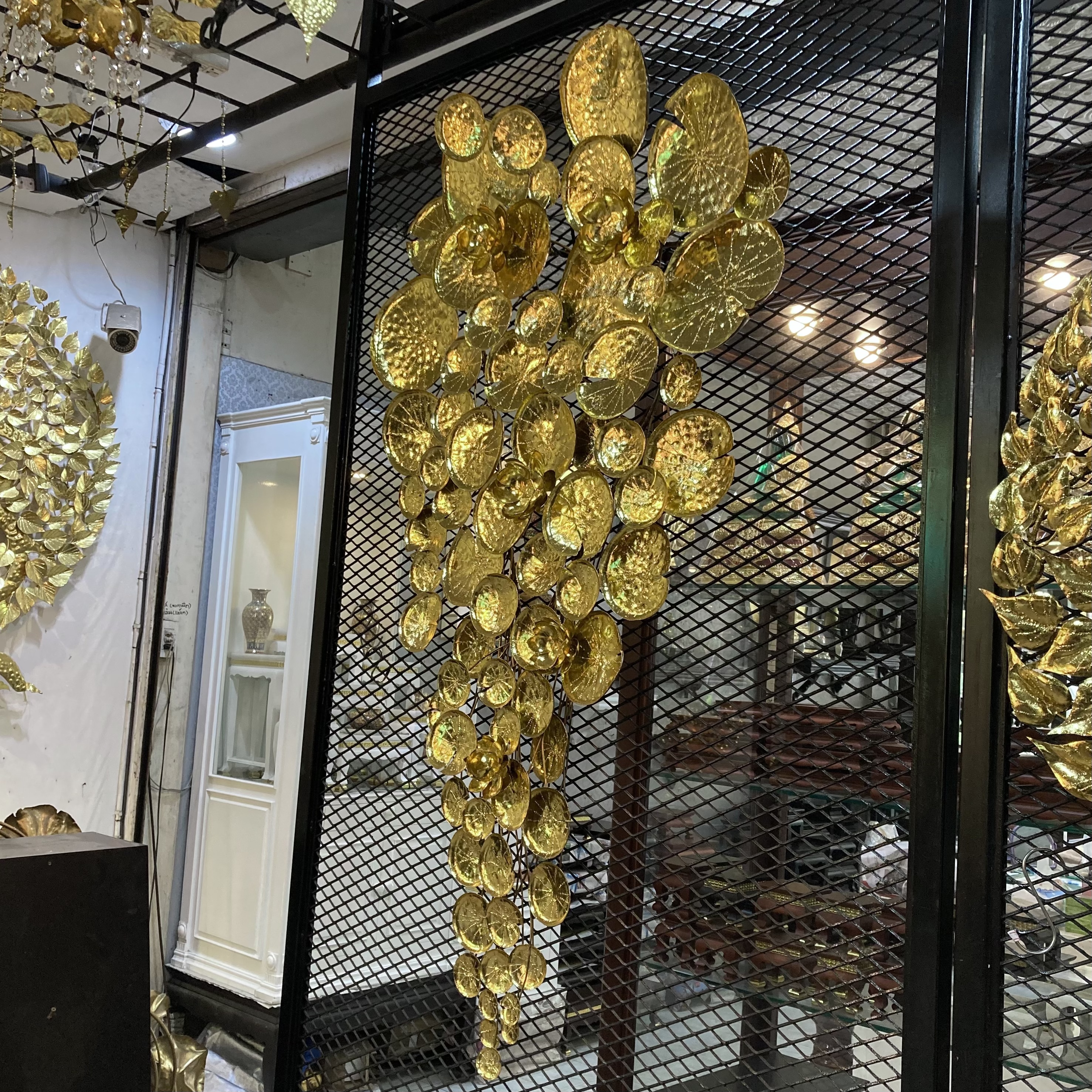 กอบัวทองมหาลาภ (85x160 cm)