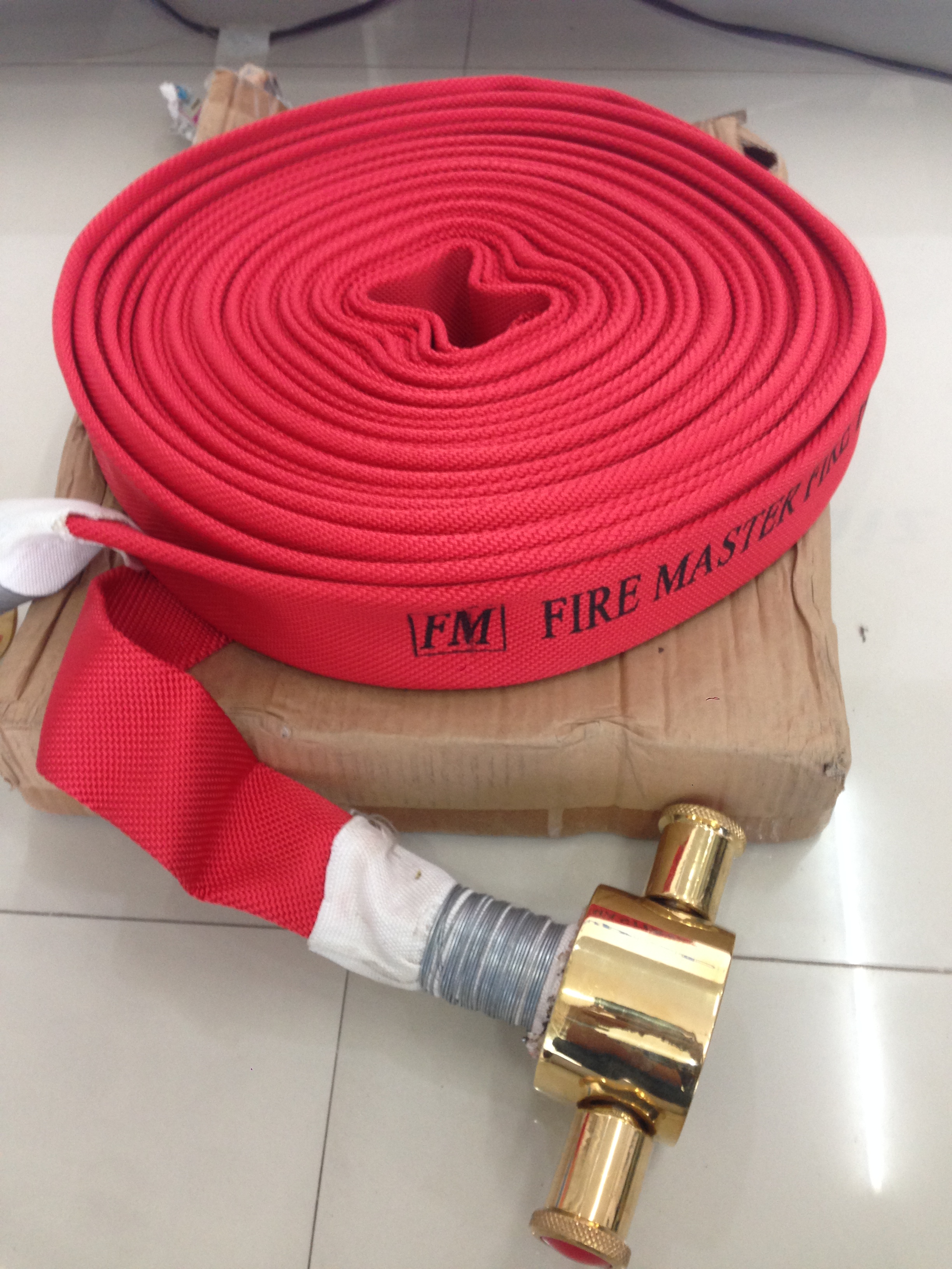 สายส่งน้ำดับเพลิงชนิดผ้าใบ อาบใยสังเคราะห์