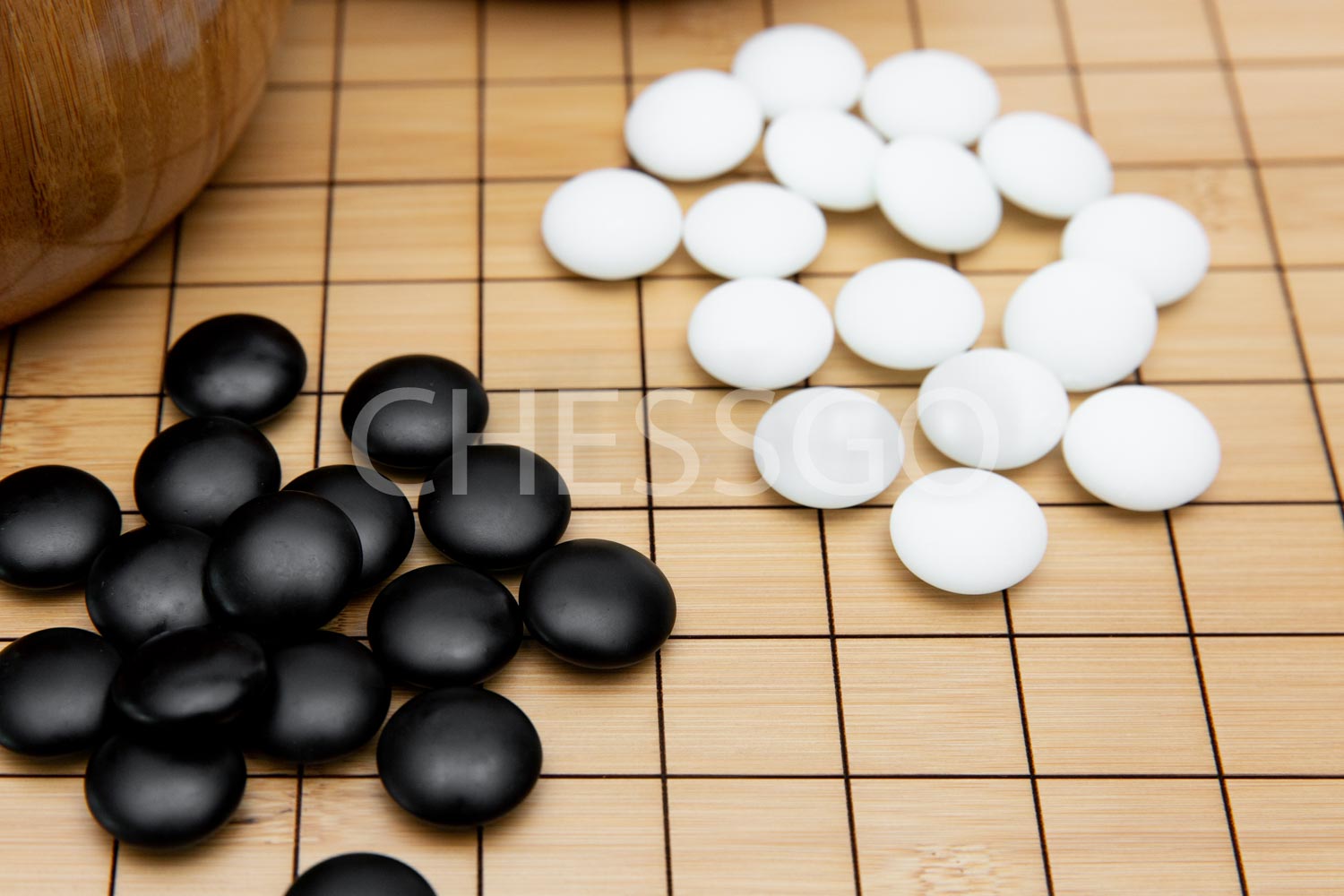 ชุดหมากล้อมไม้พับมาตรฐาน19เส้น(กระดาน/เม็ดหิน/โถไม้ไผ่)