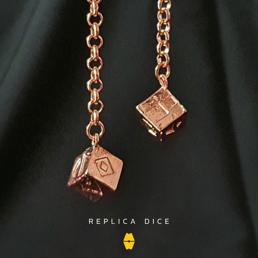 ลูกเต๋านำโชคทองคำของ Han Solo Dice - Star Wars Keychain