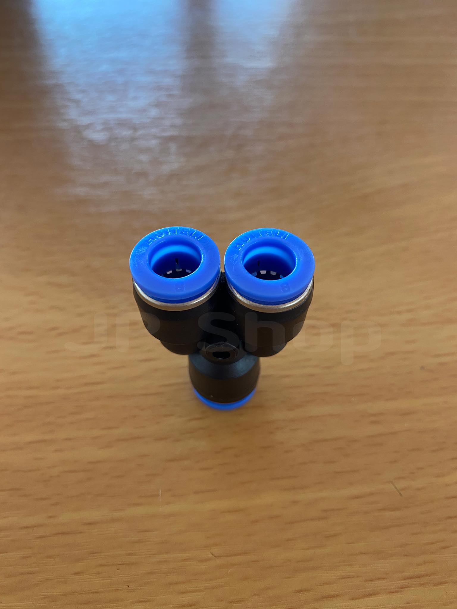 ข้อต่อลม3ทางวาย ข้อต่อลม PY-08 ฟิตติ้งเมติกส์แบบสามทางตัวY ขนาด8มม. ใช้ต่อกับสายลม8มม. #0408