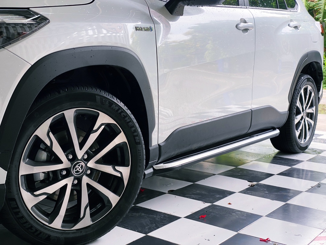 บันไดข้าง Corolla Cross โคโรล่าครอส ตรงรุ่น