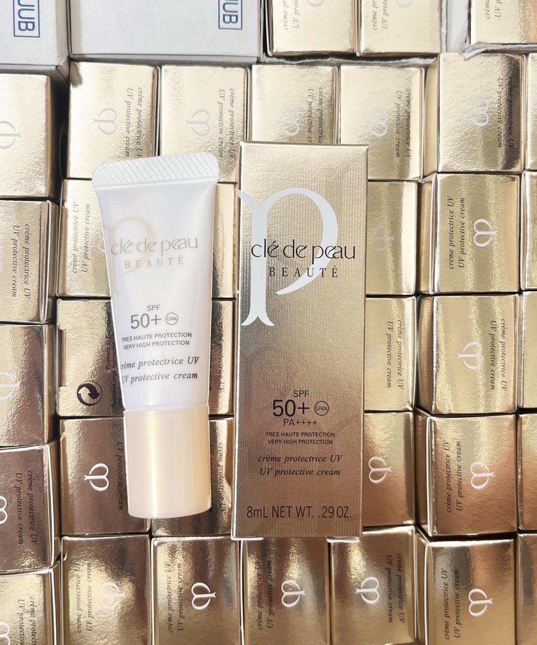 Cle De Peau Beaute Creme Protection UV SPF50 PA+++ 8ml. ขนาดทดลอง กันแดดเนื้อเจล