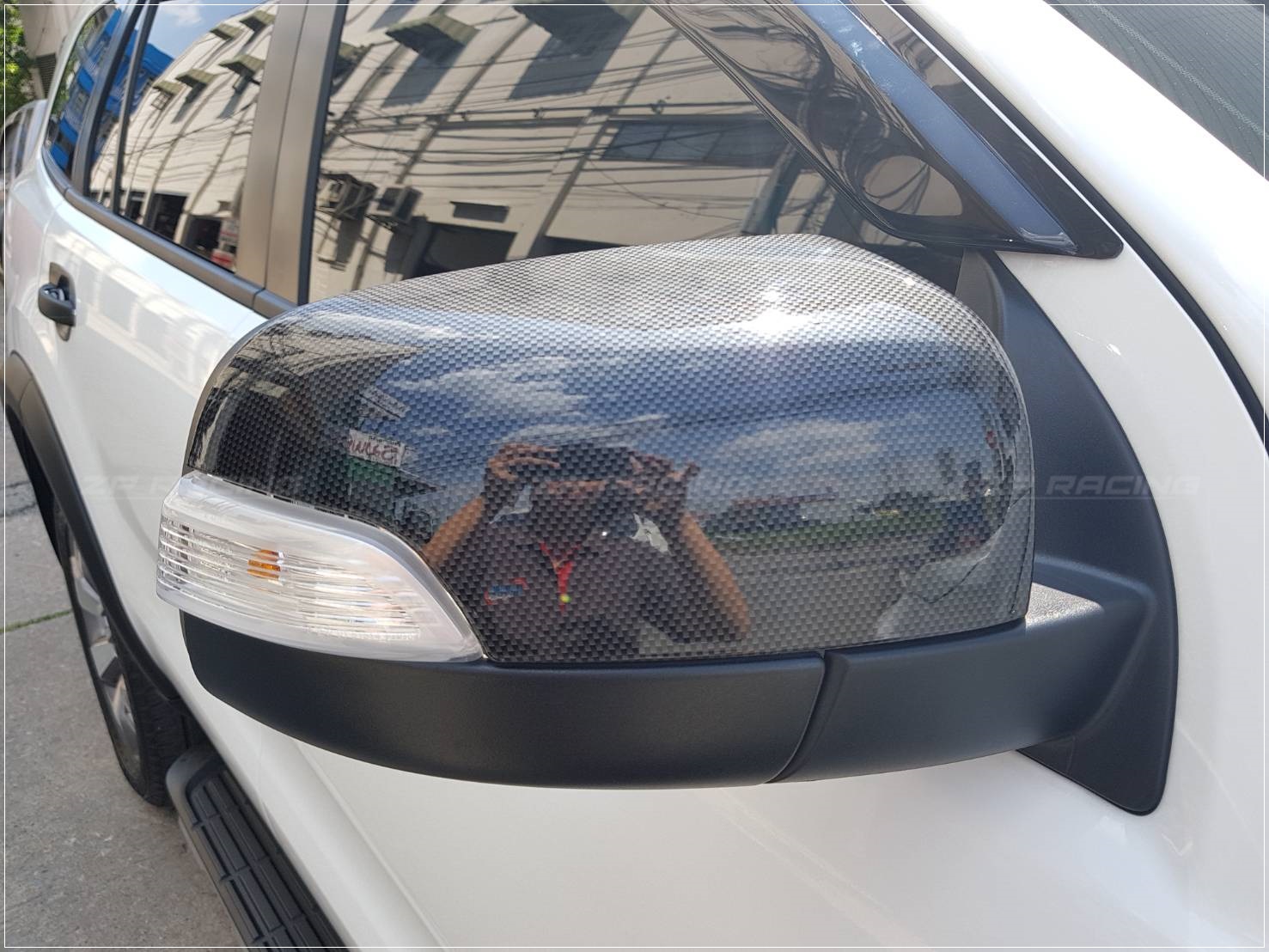 ครอบกระจกข้างคาร์บอน