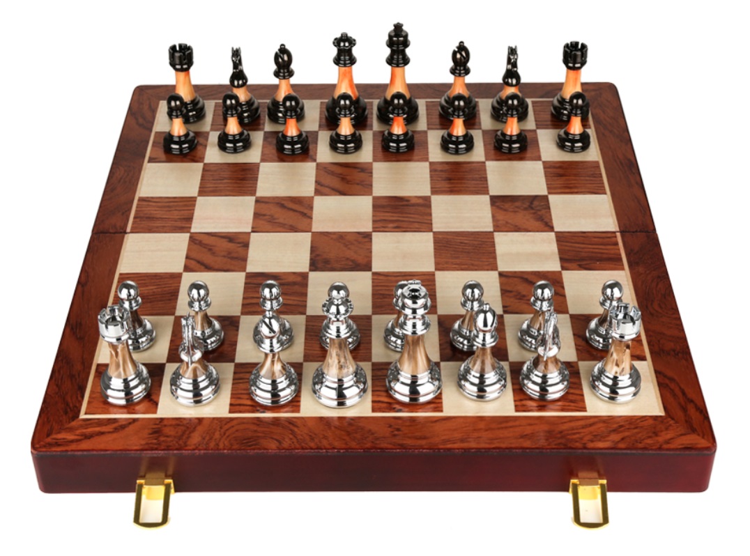 ชุดหมากรุกสากลไม้พับ (ตัวAcrylic & Metal) Wooden Chess Set