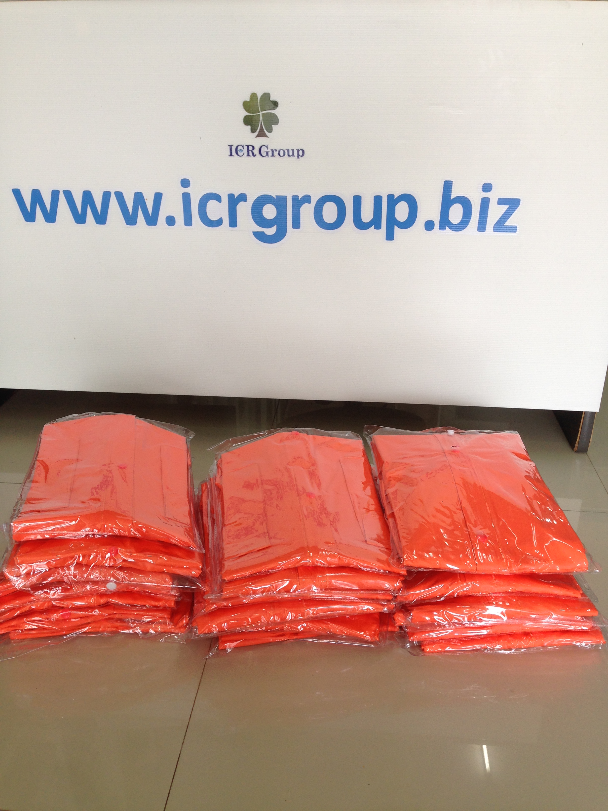 เสื้อกันฝนสะท้อนแสง