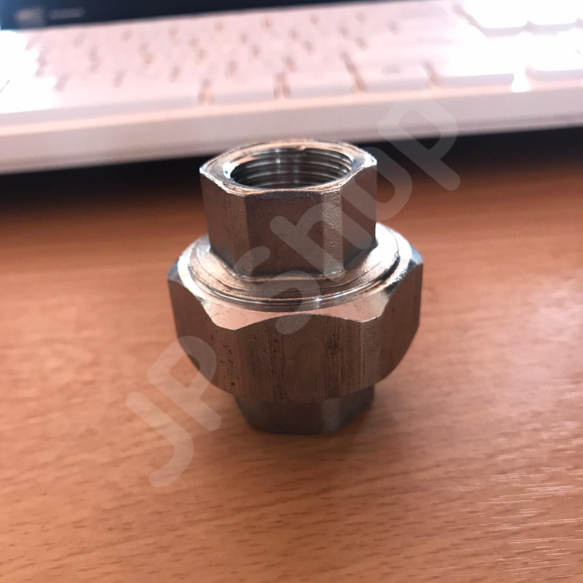 ข้อต่อตรงสแตนเลส304เกลียวใน ขนาด 4 หุน นิปเปิ้ลเกลียวใน 4 หุน #2954