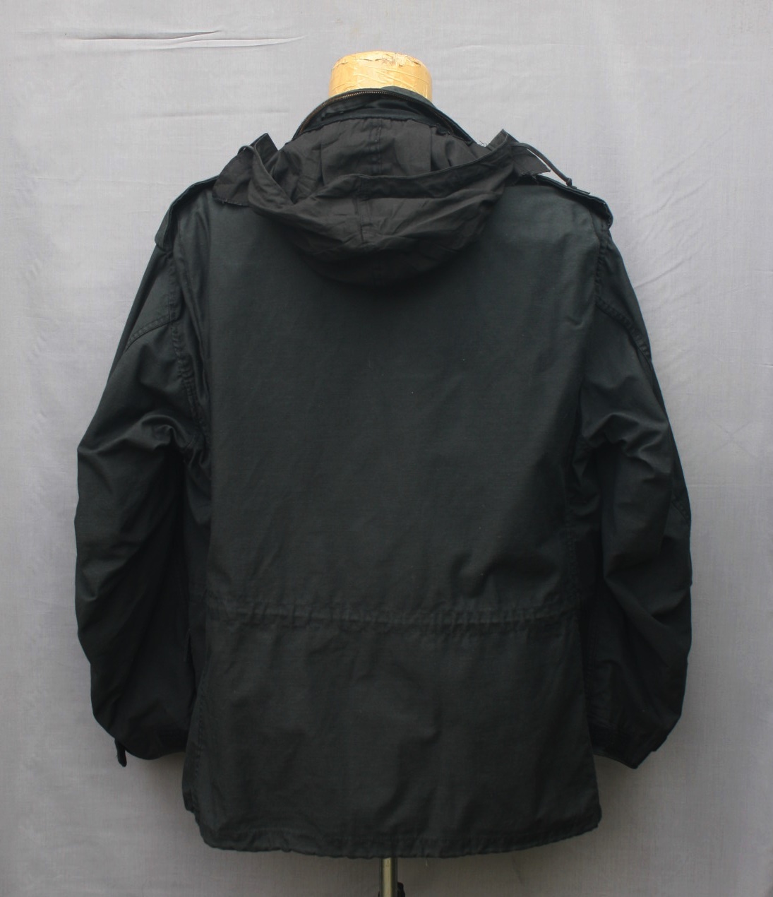 ขายแล้ว เสื้อทหารสหรัฐ M65 สีดำ Alphaindustries USA