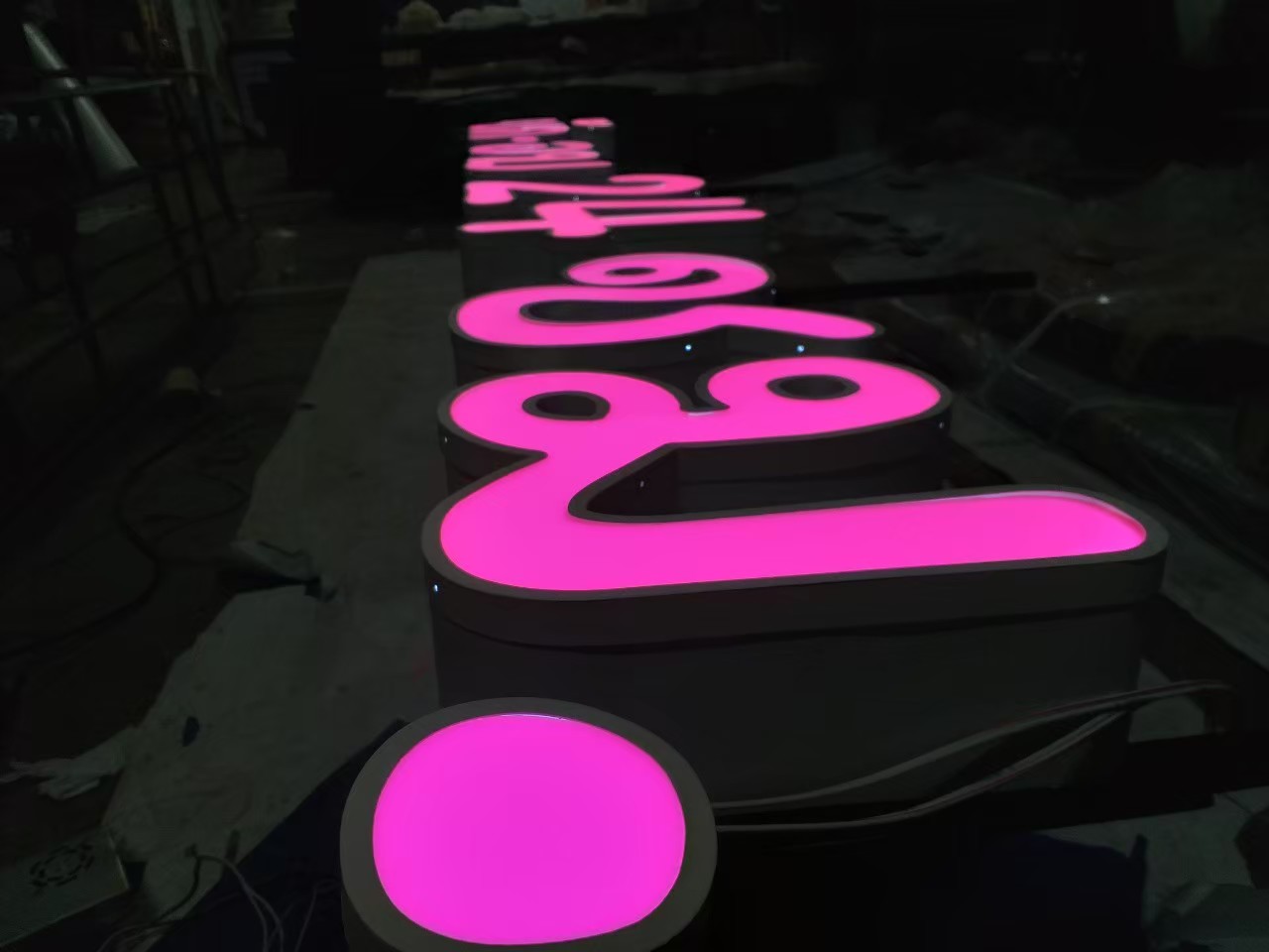 งานป้ายกล่องไฟ