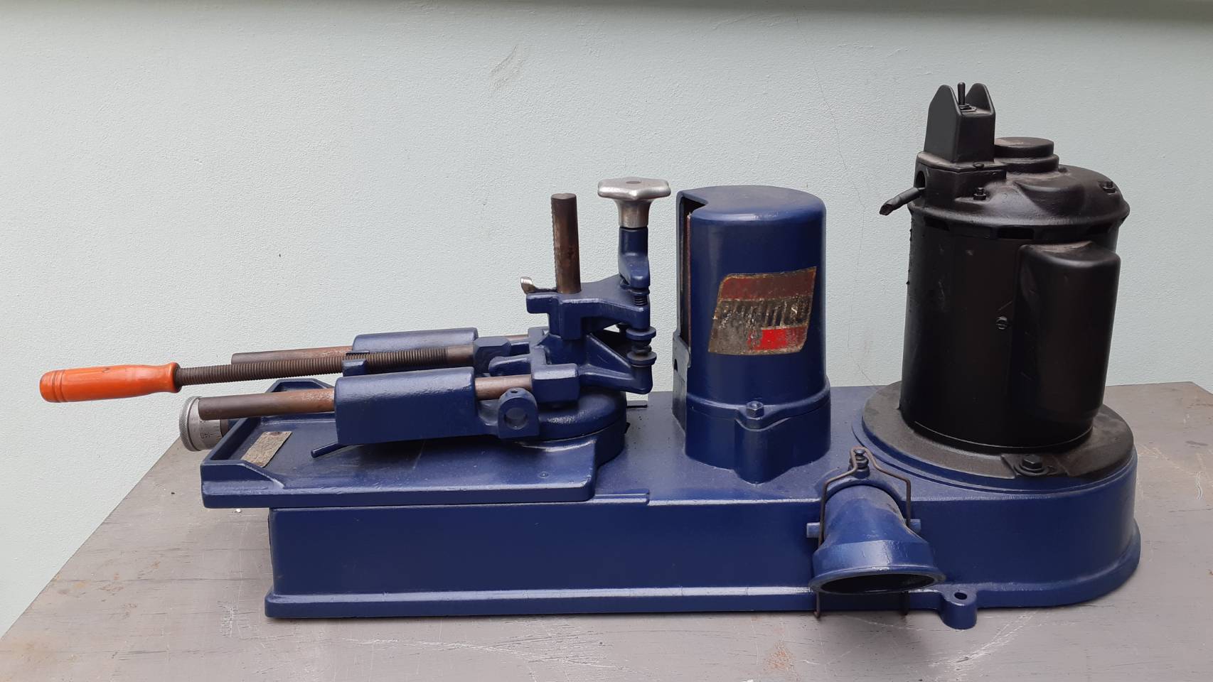 เครื่องเจียรจานเบรค Ammco 4100