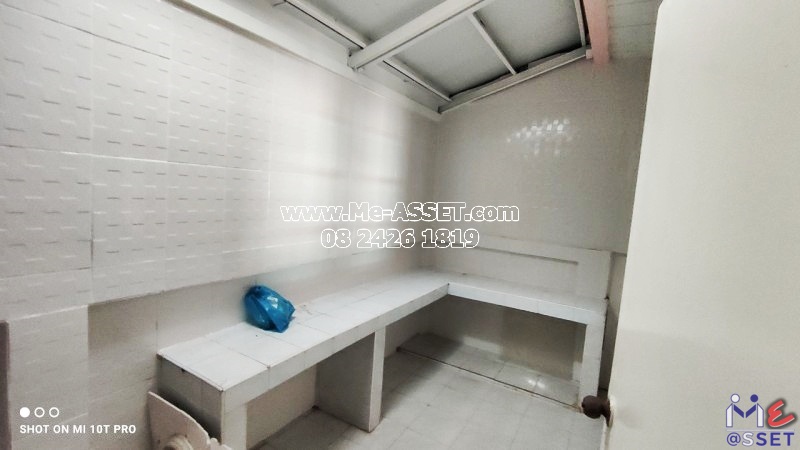 ขายทาวน์เฮ้าส์ รีโนเวทใหม่ ย่าน บึงยี่โถ รังสิต คลองสี่ ลาดสวาย : สินทรัพย์ 1 : 2 ชั้น 18.8 ตารางวา