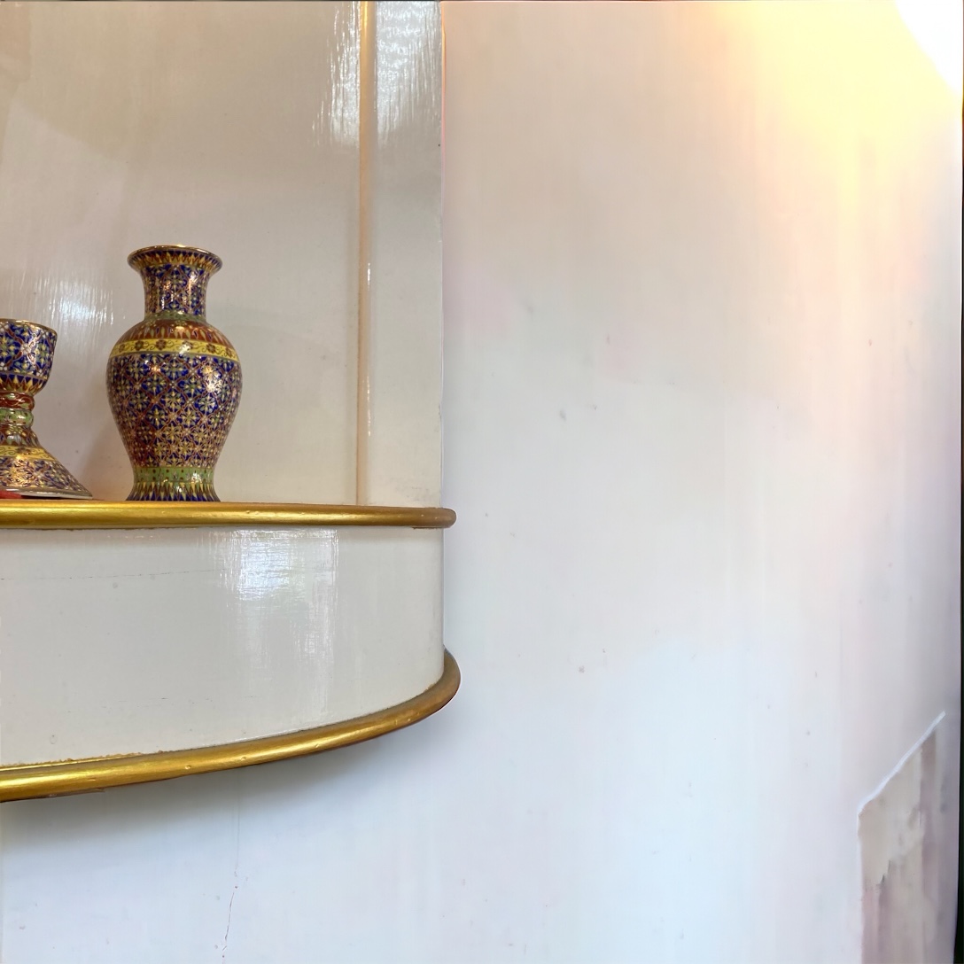 หิ้งซุ้มติดไฟ