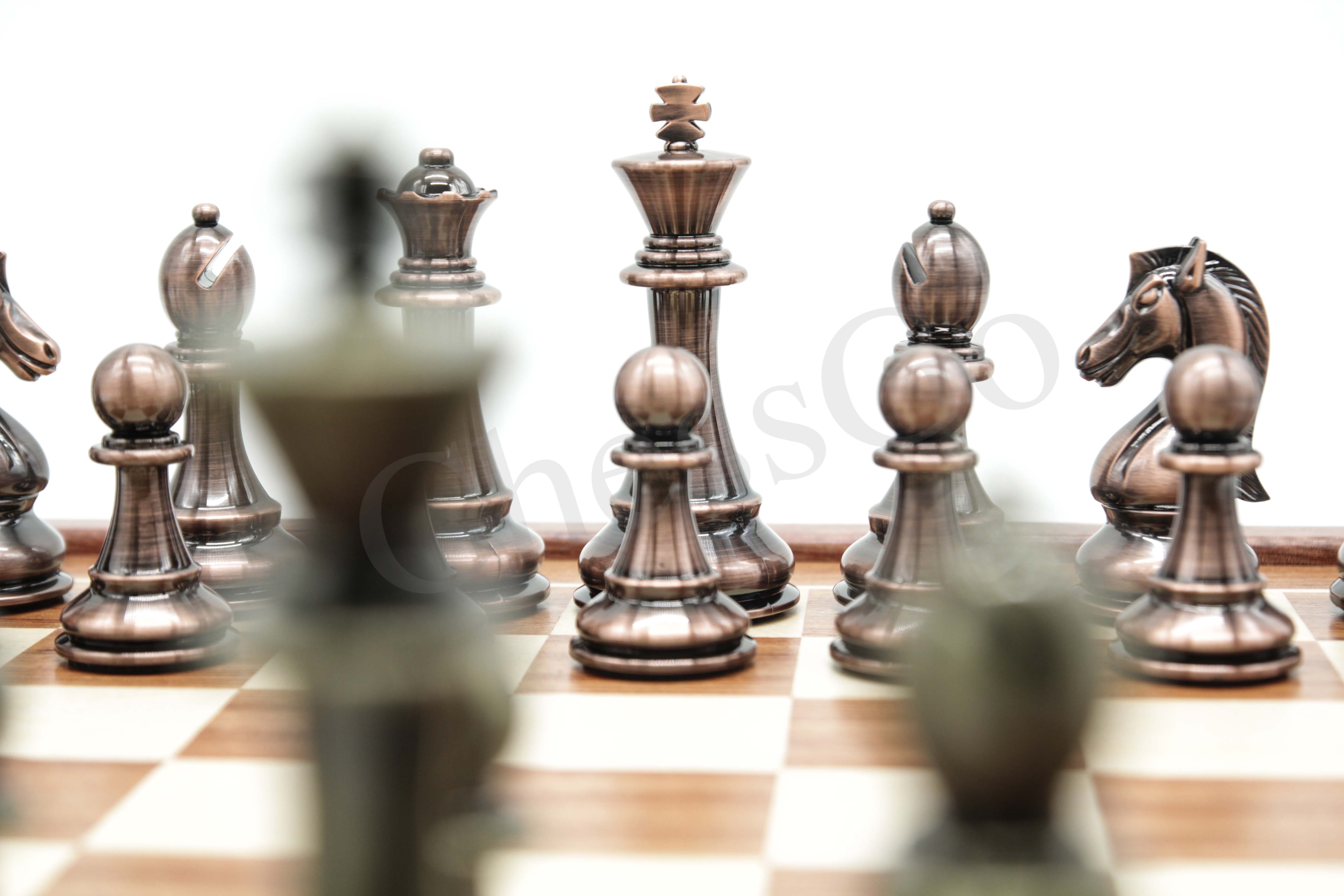 ชุดหมากรุกสากลไม้2(ตัวmetal)8