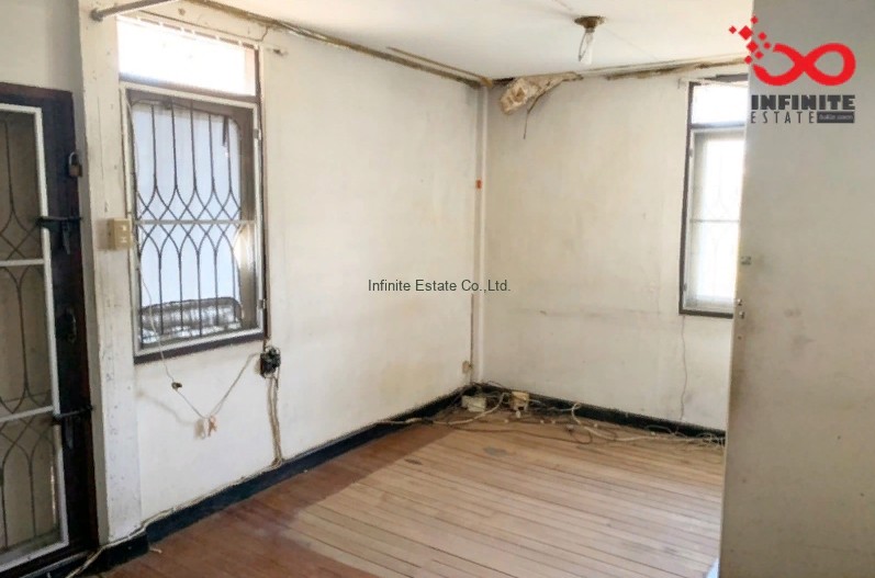 ขายบ้านเดี่ยว ถ.กรุงเทพกรีฑา ซ.นักกีฬาแหลมทอง 38 แขวงสะพานสูง เขตสะพานสูง กรุงเทพ / พื้นที่ 2 ชั้น 56 ตารางวา