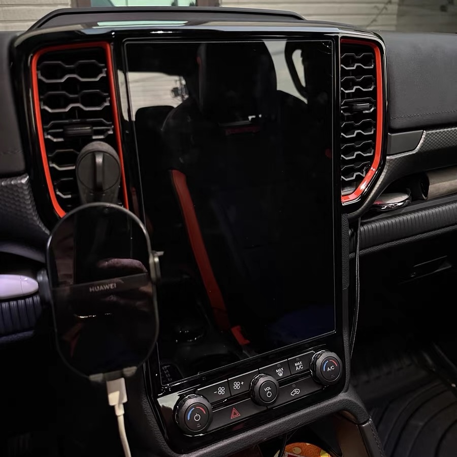 ฟิล์มกันรอยหน้าจอเครื่องเสียง-วิทยุ ฟอร์ด Next Gen Ranger แบบ Tempered Glass