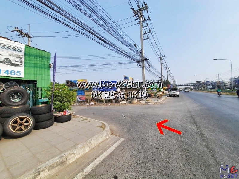 ขายที่ดินพร้อมสิ่งปลูกสร้าง หอพัก 81 ห้อง พร้อมผู้เช่าเต็ม ย่าน ซอยวินา ไร่ขิง สามพราน : ใกล้บ.ทอยเวิลด์ ถ.พุทธมณฑลสาย 5 : 3 ชั้น 3 คูหา 357.7 ตร.วา