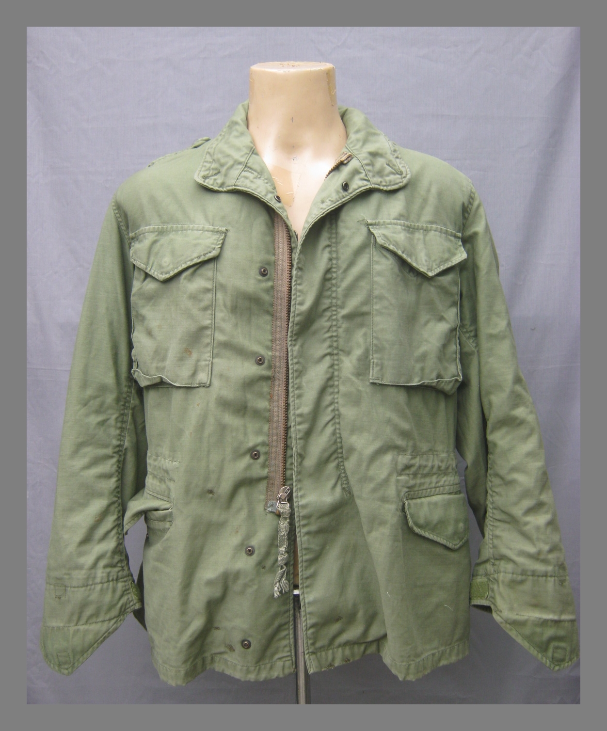 ขายแล้ว เสื้อทหาร M65 M653163MR Alpha Industries, Inc