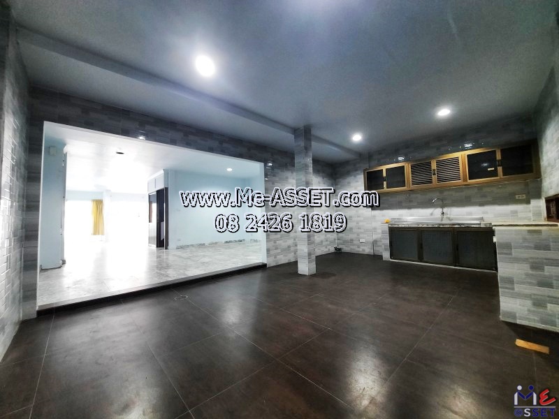 ขายและเช่าทาวน์เฮ้าส์ใกล้รถไฟฟ้า โซนปิ่นเกล้า อรุณอัมรินทร์ เชื่อมบรมราชชนนี จรัญสนิทวงศ์ ใกล้แยก 35 โบว์ รถไฟฟ้าสถานนีบางยี่ขัน เซ็นทรัลปิ่นเกล้า แบงค์ชาติ รพ.ศิริราช : มบ.ปิ่นจรัญวิลล่า : 3 ชั้น 32 ตร.วา